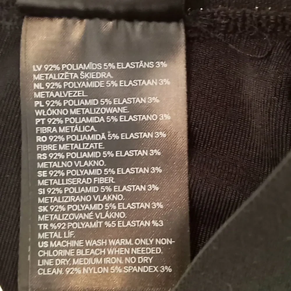H&M mini skirt size small